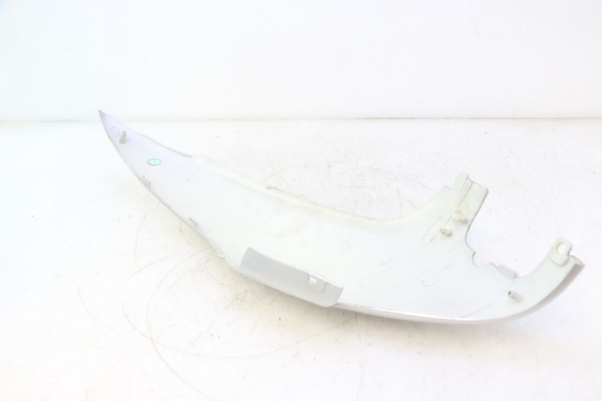 photo de LATERAL TRASEIRO DIREITO KEEWAY HURRICANE 50 (2006 - 2019) - Outro ângulo de visão