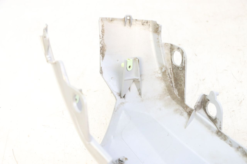 photo de LATERAL TRASEIRO DIREITO PEUGEOT KISBEE 2T 50 (2018 - 2022) - Detalhe da peça