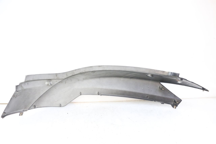 photo de LATERAL TRASEIRO DIREITO KYMCO PEOPLE S 125 (2000 - 2008) - Marcações e referências