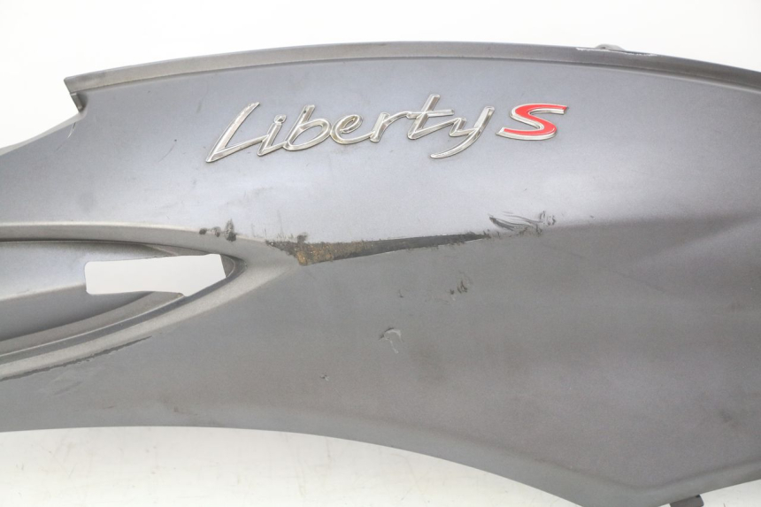 photo de LATERAL TRASEIRO DIREITO PIAGGIO LIBERTY IGET 4T 50 (2015 - 2020) - Marcações e referências