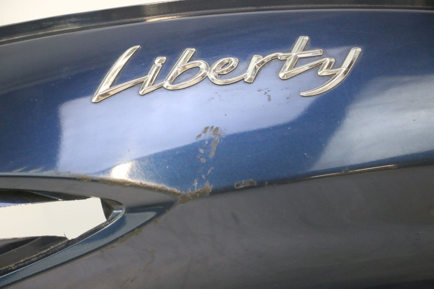 photo de LATERAL TRASEIRO DIREITO PIAGGIO LIBERTY IGET 4T 50 (2015 - 2020) - Ampliação dos componentes