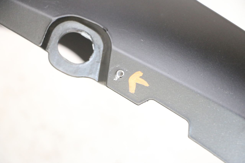 photo de LATERAL TRASEIRO DIREITO PIAGGIO MP3 HPE 310 (2024 - 2025) - Peça verificada