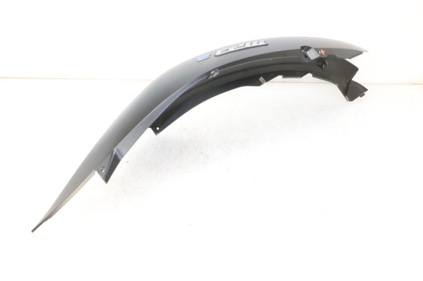 photo de LATERAL TRASEIRO DIREITO PIAGGIO MP3 HPE 310 (2024 - 2025) - Marcações e referências