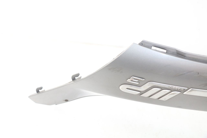 photo de LATERAL TRASEIRO DIREITO PIAGGIO MP3 LT 400 (2007 - 2012) - Zoom do estado de desgaste