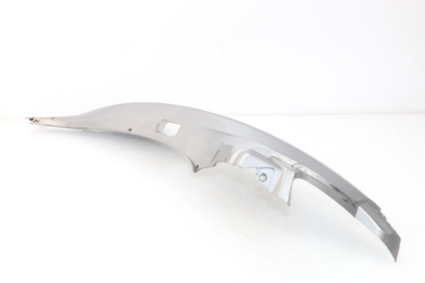 photo de LATERAL TRASEIRO DIREITO PIAGGIO MP3 LT 400 (2007 - 2012) - Pontos de fixação