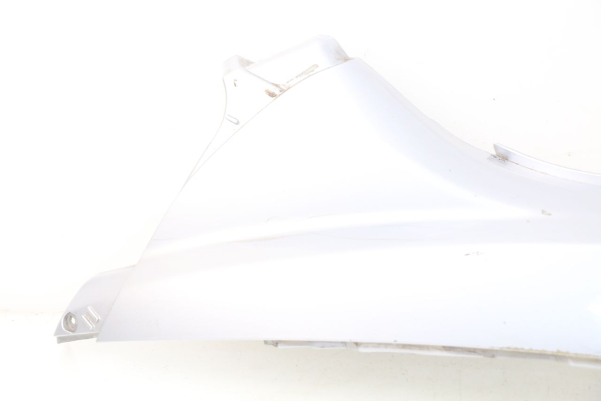 photo de LATERAL TRASEIRO DIREITO PIAGGIO MP3 125 (2006 - 2014) - Detalhes característicos