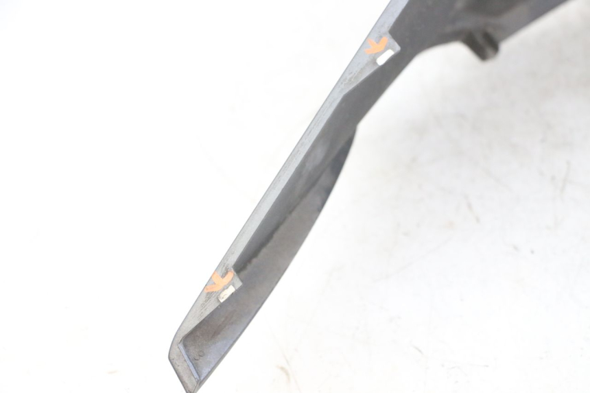 photo de LATERAL TRASEIRO DIREITO PIAGGIO MP3 500 (2016 - 2018) - Pontos de fixação