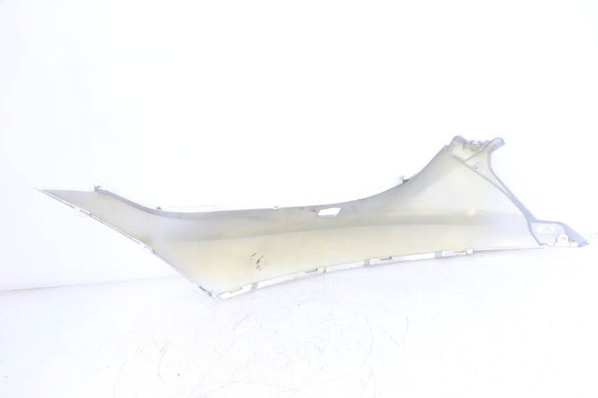 photo de LATERAL TRASEIRO DIREITO PIAGGIO MP3 125 (2006 - 2014) - Pontos de fixação