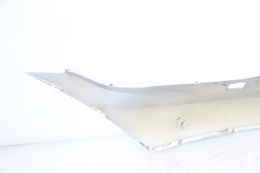 photo de LATERAL TRASEIRO DIREITO PIAGGIO MP3 125 (2006 - 2014) - Estado da superfície
