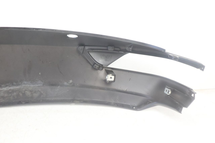 photo de LATERAL TRASEIRO DIREITO PIAGGIO MP3 500 (2016 - 2018) - Ampliação dos componentes