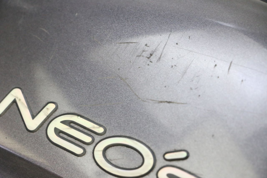 photo de LATERAL TRASEIRO DIREITO YAMAHA NEO'S NEOS 2T 50 (1998 - 2007) - Pontos de fixação
