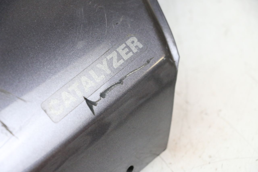 photo de LATERAL TRASEIRO DIREITO YAMAHA NEO'S NEOS 2T 50 (1998 - 2007) - Estado da superfície