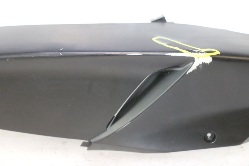 photo de LATERAL TRASEIRO DIREITO PIAGGIO NEW TYPHOON 50 (2018 - 2021) - Zoom do estado de desgaste