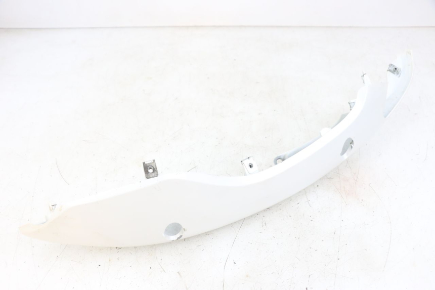 photo de LATERAL TRASEIRO DIREITO MOTO GUZZI NORGE 8V GT 1200 (2011 - 2016) - Detalhe da peça