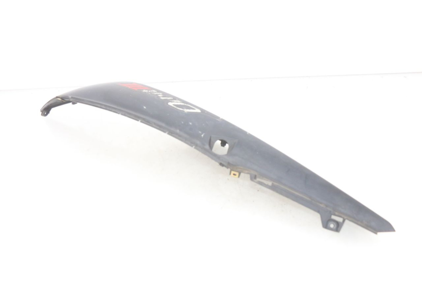 photo de LATERAL TRASEIRO DIREITO SYM ORBIT III 3 4T 50 (2018 - 2021) - Estado da superfície
