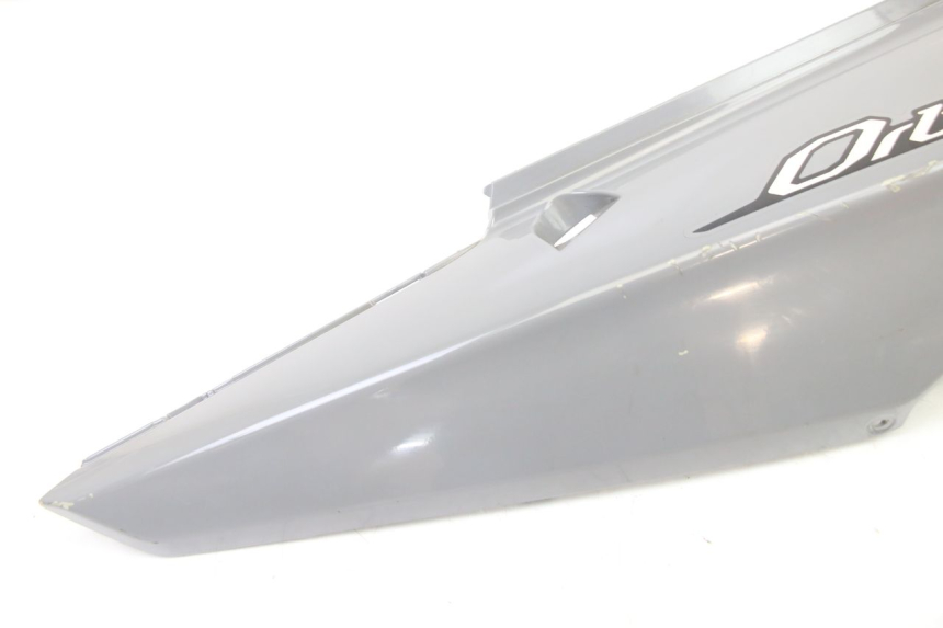 photo de LATERAL TRASEIRO DIREITO SYM ORBIT III 3 4T 50 (2021 - 2025) - Detalhe da peça