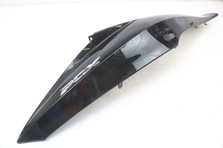 photo de LATERAL TRASEIRO DIREITO HONDA PCX (JF28) 125 (2009 - 2011) - Detalhe da peça