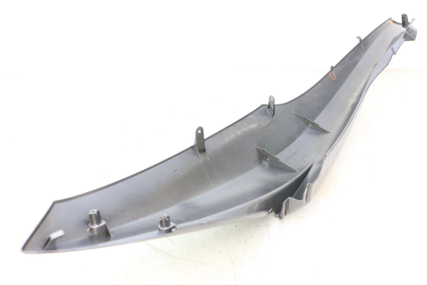 photo de LATERAL TRASEIRO DIREITO HONDA PCX (JF28) 125 (2009 - 2011) - Detalhe da peça