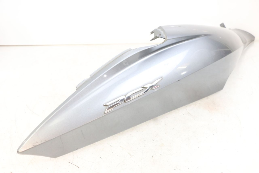 photo de LATERAL TRASEIRO DIREITO HONDA PCX (JF47) 125 (2012 - 2013) - Estado da superfície