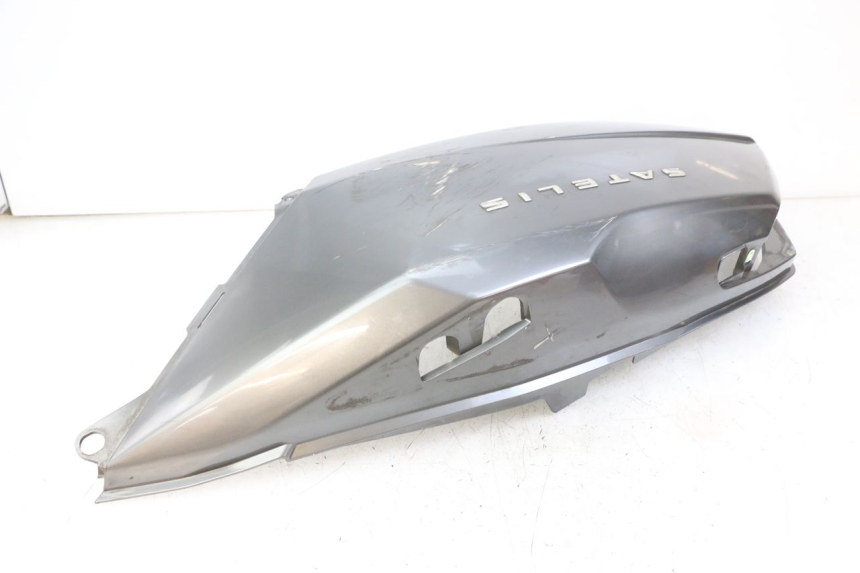 photo de LATERAL TRASEIRO DIREITO PEUGEOT SATELIS 125 (2010 - 2012) - Marcações e referências