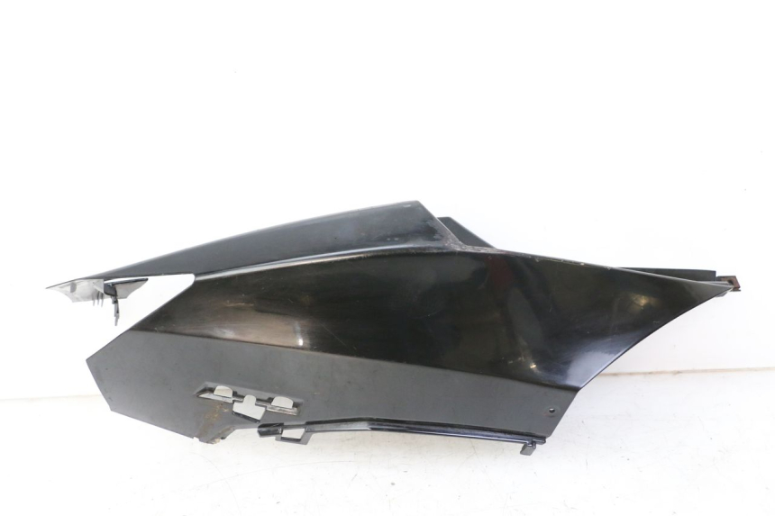 photo de LATERAL TRASEIRO DIREITO PEUGEOT SPEEDFIGHT 3 LC 2T 50 (2009 - 2015) - Detalhe da peça