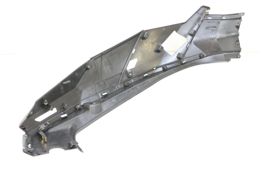 photo de LATERAL TRASEIRO DIREITO PEUGEOT TWEET 4T 50 (2023 - 2025) - Zoom do estado de desgaste