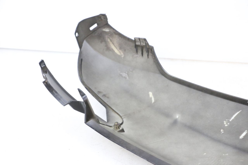 photo de LATERAL TRASEIRO DIREITO PEUGEOT VIVACITY 125 (2010 - 2017) - Zoom do estado de desgaste