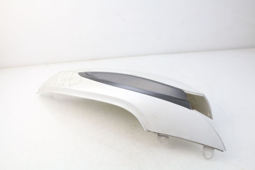 photo de LATERAL TRASEIRO DIREITO KEEWAY PIXEL 50 (2008 - 2011) - Estado da superfície