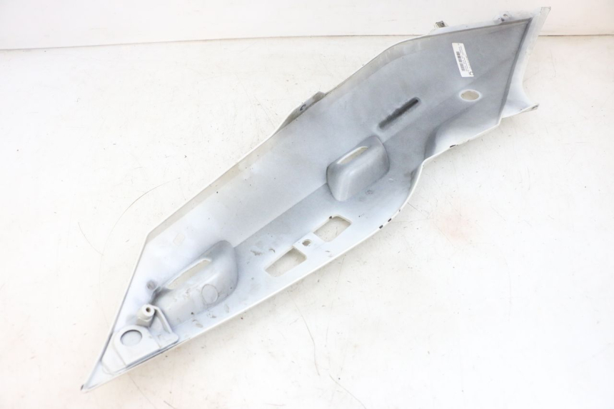 photo de LATERAL TRASEIRO DIREITO BMW R RT ABS 1200 (2010 - 2014) - Outro ângulo de visão