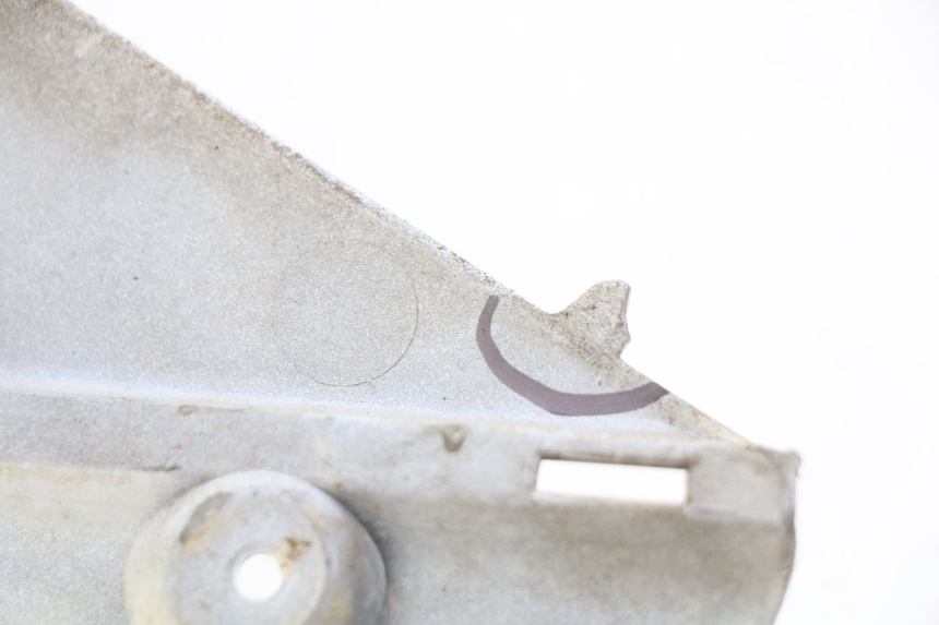 photo de LATERAL TRASEIRO DIREITO DAELIM S3 125 (2010 - 2017) - Zoom do estado de desgaste