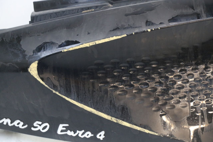 photo de LATERAL TRASEIRO DIREITO JM MOTORS SANTANA 50 (2014 - 2023) - Estado da superfície