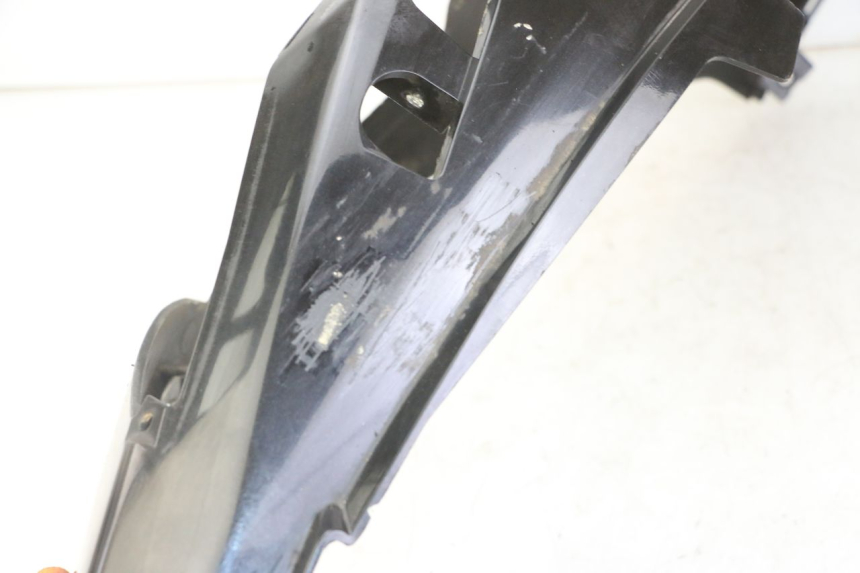 photo de LATERAL TRASEIRO DIREITO PEUGEOT SATELIS COMPRESSOR K15 125 (2006 - 2009) - Detalhe da peça