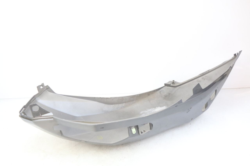 photo de LATERAL TRASEIRO DIREITO PEUGEOT SATELIS 125 (2010 - 2012) - Detalhe da peça
