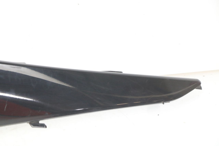 photo de LATERAL TRASEIRO DIREITO SUZUKI SIXTEEN 125 (2008 - 2010) - Imagem adicional