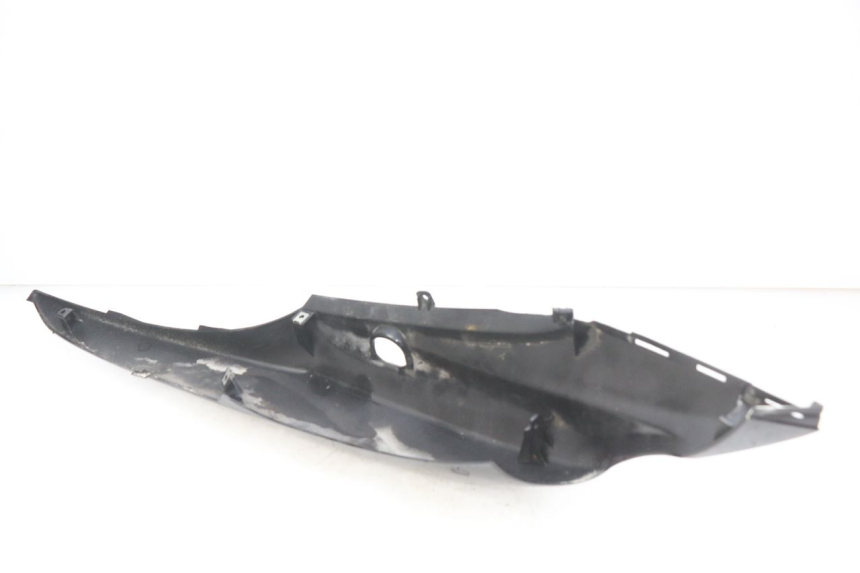 photo de LATERAL TRASEIRO DIREITO SUZUKI SIXTEEN 125 (2008 - 2010) - Vista geral