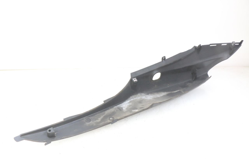 photo de LATERAL TRASEIRO DIREITO SUZUKI SIXTEEN 125 (2008 - 2010) - Ampliação técnica