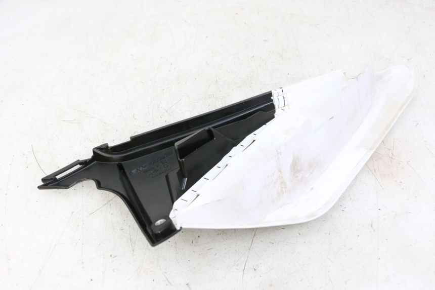 photo de LATERAL TRASEIRO DIREITO SHERCO SM-R 50 (2013 - 2017) - Detalhe da peça