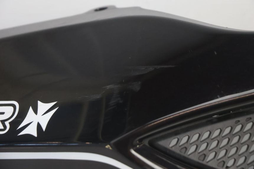 photo de LADO TRASEIRO DIREITO CAN-AM SPYDER RS 1000 (2008 - 2012) - Zoom do estado de desgaste