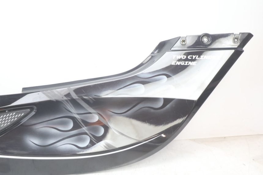 photo de LADO TRASEIRO DIREITO CAN-AM SPYDER RS 1000 (2008 - 2012) - Outro ângulo de visão
