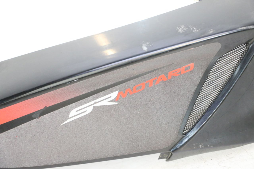 photo de LATERAL TRASEIRO DIREITO APRILIA SR MOTARD 50 (2012 - 2018) - Outro ângulo de visão