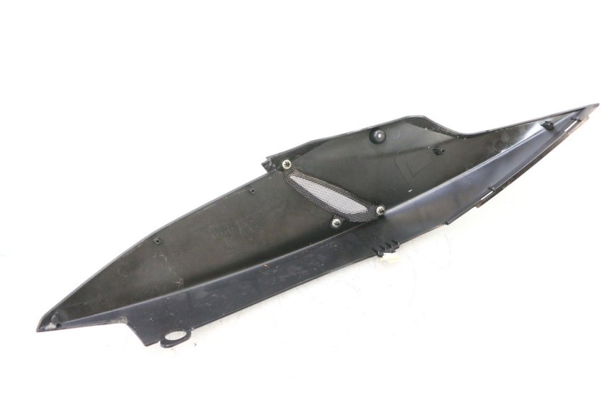 photo de LATERAL TRASEIRO DIREITO APRILIA SR MOTARD 50 (2012 - 2018) - Estado da superfície
