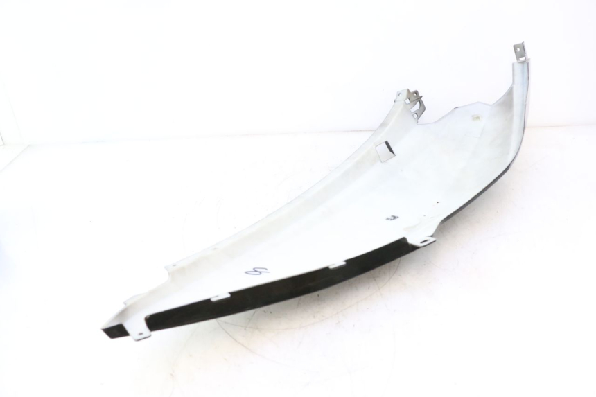 photo de LADO TRASEIRO DIREITO RAZZO STEED 125 (2012 - 2018) - Zoom do estado de desgaste