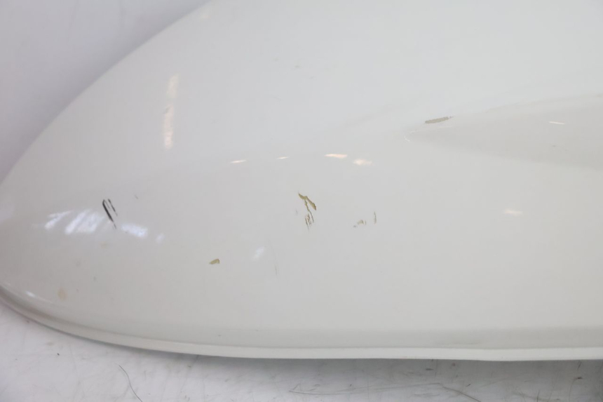 photo de LADO TRASEIRO DIREITO PEUGEOT STREETZONE NAKED 2T 50 (2014 - 2018) - Zoom do estado de desgaste