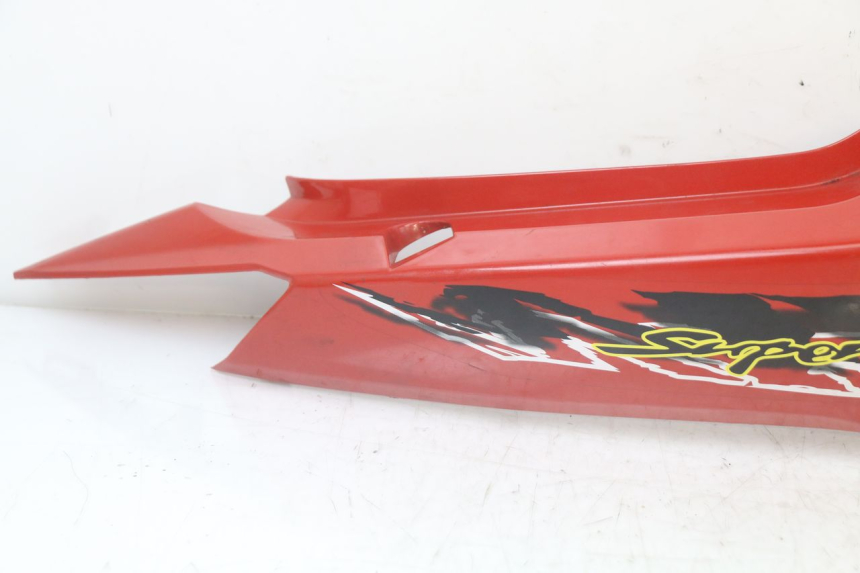 photo de LATERAL TRASEIRO DIREITO KYMCO SUPER 8 125 (2008 - 2015) - Detalhe da peça