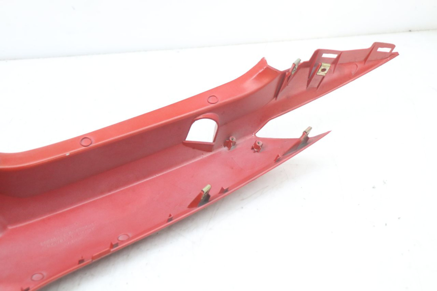 photo de LATERAL TRASEIRO DIREITO KYMCO SUPER 8 125 (2008 - 2015) - Peça verificada