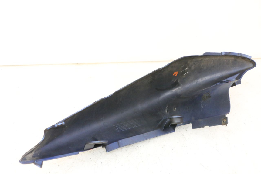 photo de LATERAL TRASEIRO DIREITO SUZUKI SV S 650 (1999 - 2002) - Outro ângulo de visão