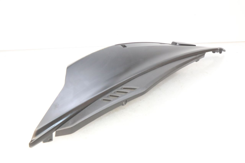 photo de LATERAL TRASEIRO DIREITO APRILIA SXR 50 (2021 - 2023) - Ampliação técnica
