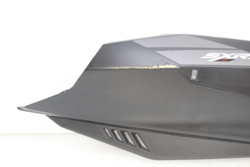 photo de LATERAL TRASEIRO DIREITO APRILIA SXR 50 (2021 - 2023) - Pontos de fixação