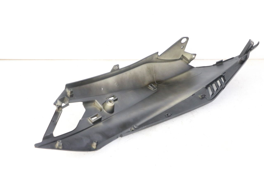 photo de LATERAL TRASEIRO DIREITO APRILIA SXR 50 (2021 - 2023) - Outro ângulo de visão