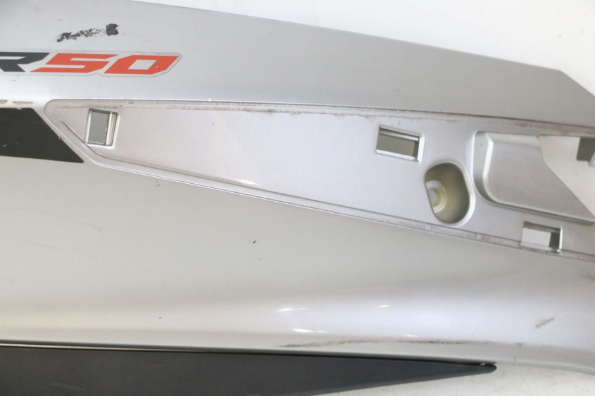 photo de LATERAL TRASEIRO DIREITO APRILIA SXR 50 (2021 - 2023) - Estado da superfície